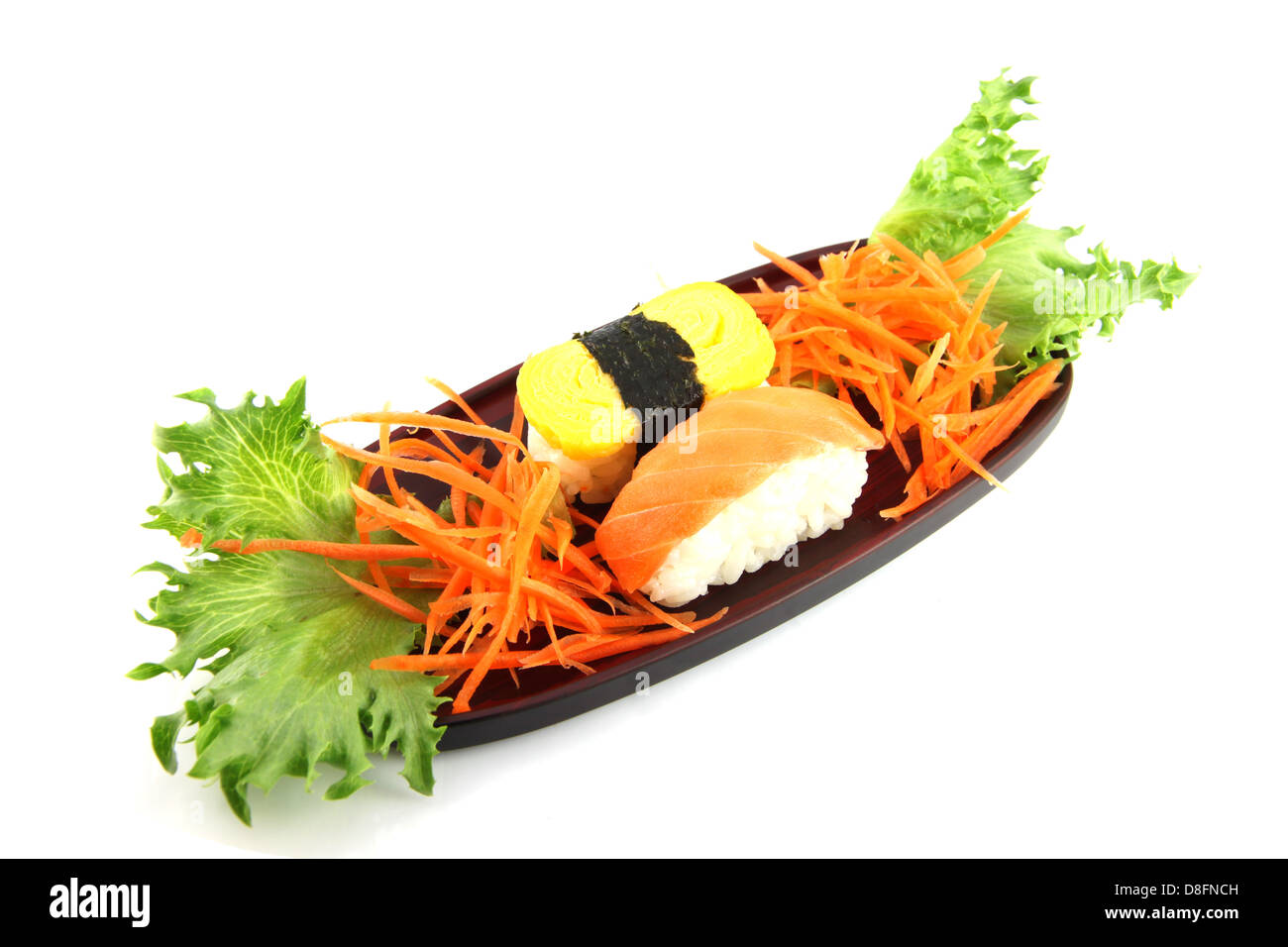 Hergestellt aus Meeresfrüchten auf einen Teller Sushi, Sushi Sushi ist ein Lebensmittel der Japaner. Stockfoto
