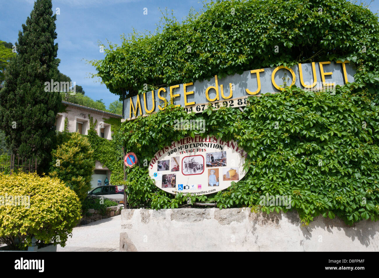 Das Musée du Jouet oder Spielzeugmuseum in Pezenas, Languedoc, Frankreich. Stockfoto