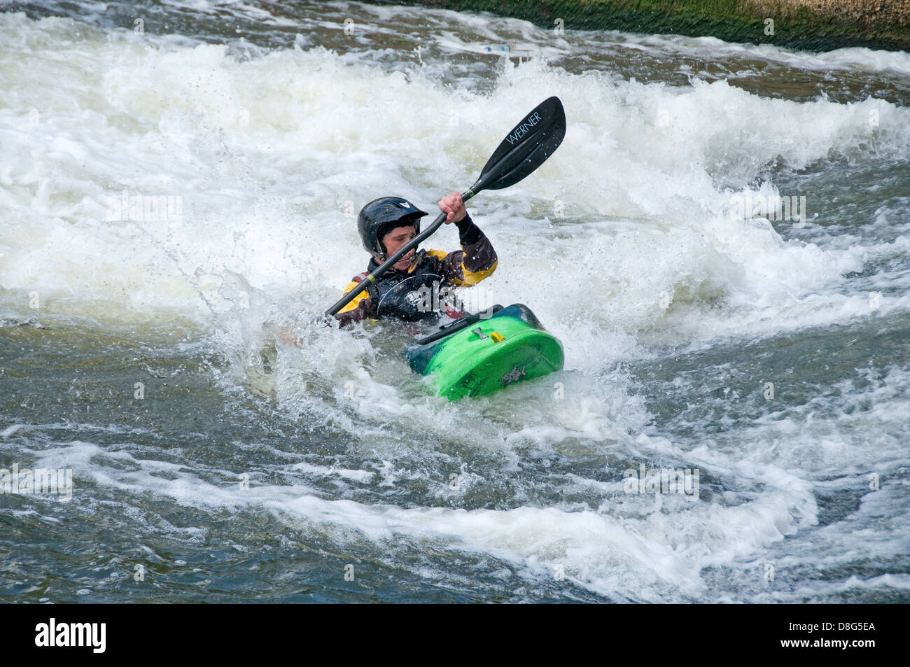 Wildwasser Kanu Stockfoto