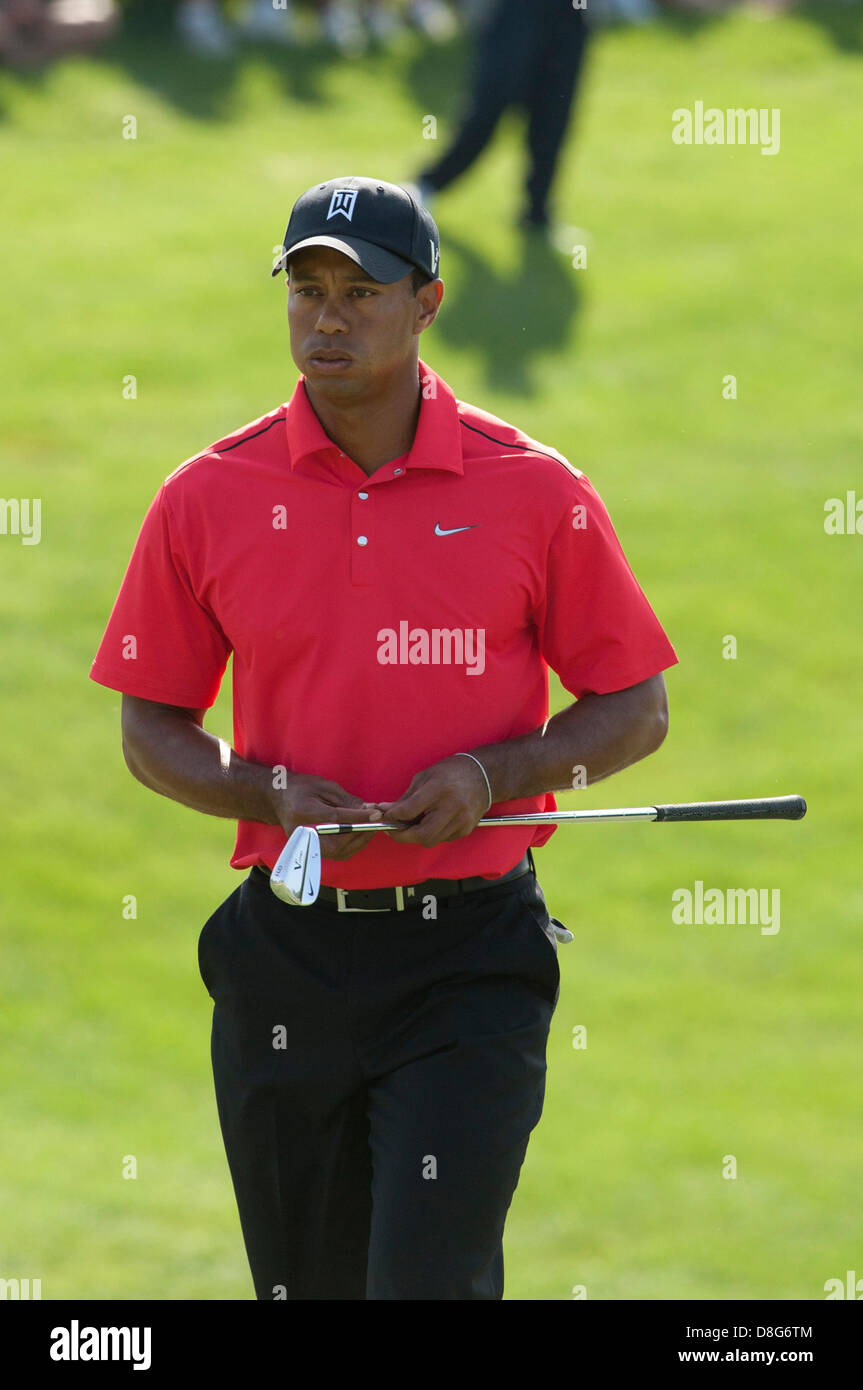 3. Juni 2012: Tiger Woods nähert sich das 18. grün während der Endrunde der The Memorial Tournament im Muirfield Village Golf Club in Dublin, Ohio Stockfoto