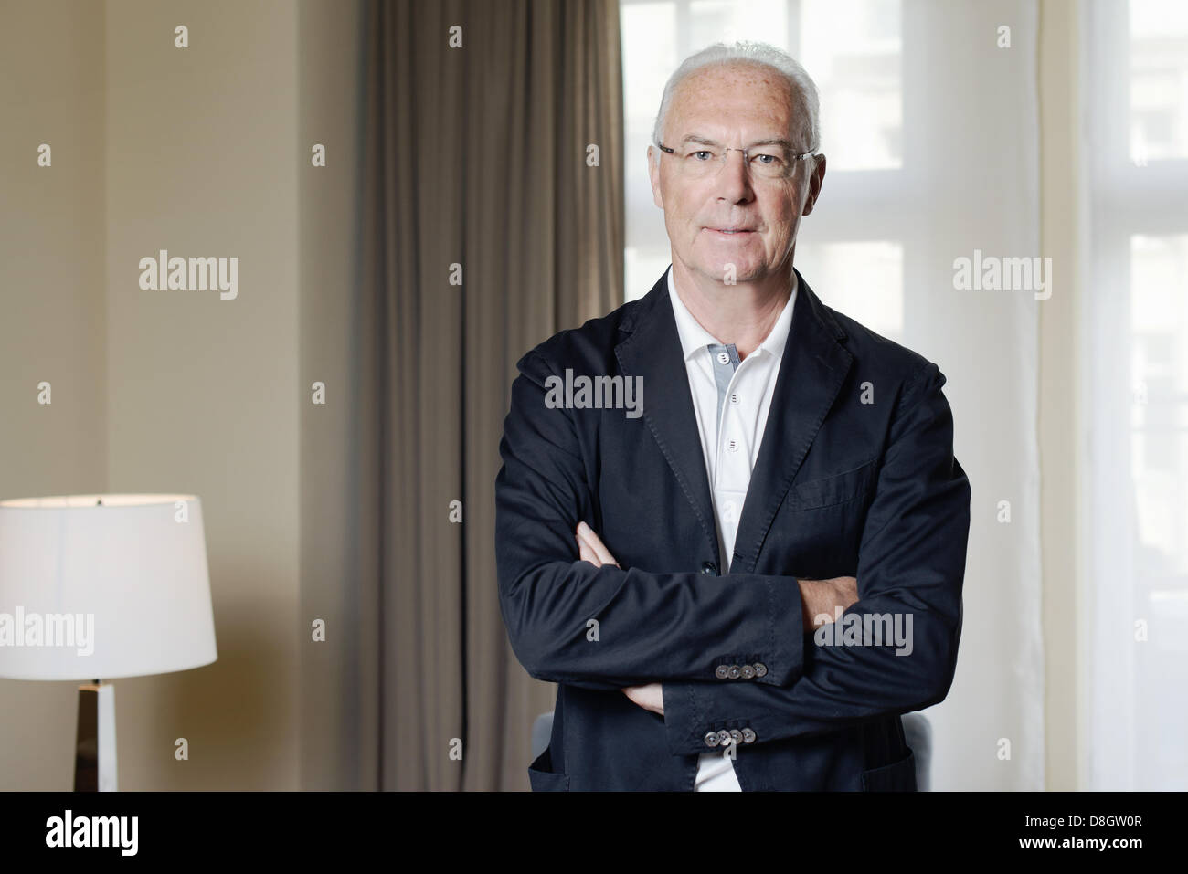 Exklusiv: Der ehemalige Fußballspieler und aktueller Ehrenpräsident des FC Bayern München, Franz Beckenbauer am 16.05.2013 in Hamburg. Foto: Robert Schlesinger Stockfoto