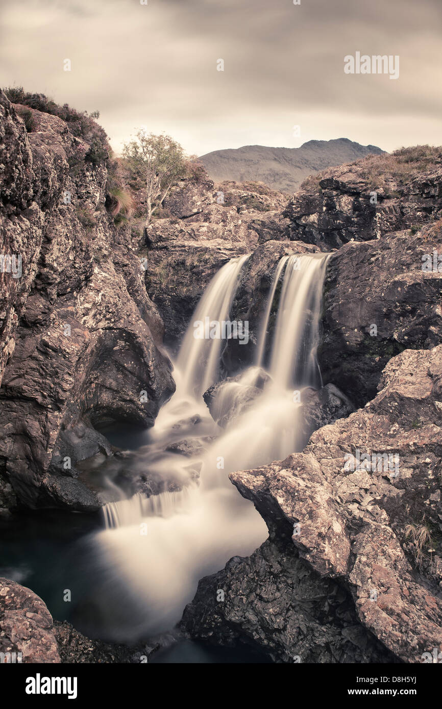 Wasserfall bei der Fee-Pools, Isle Of Skye, Schottland, Vereinigtes Königreich Stockfoto