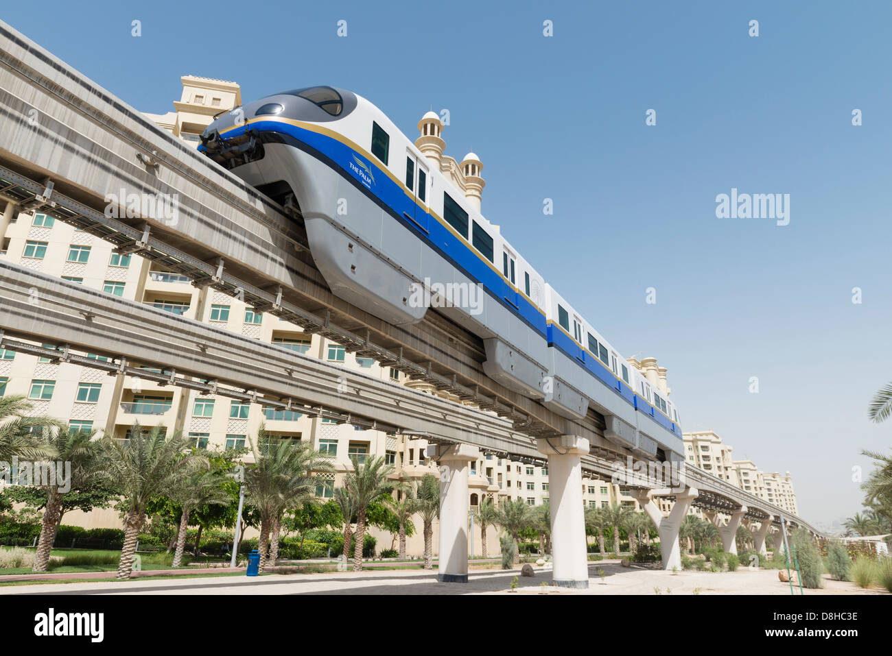 Ehb-Bahn Passagiere transportieren, um das Atlantis Hotel auf der Palm Jumeirah, Dubai, Vereinigte Arabische Emirate Stockfoto