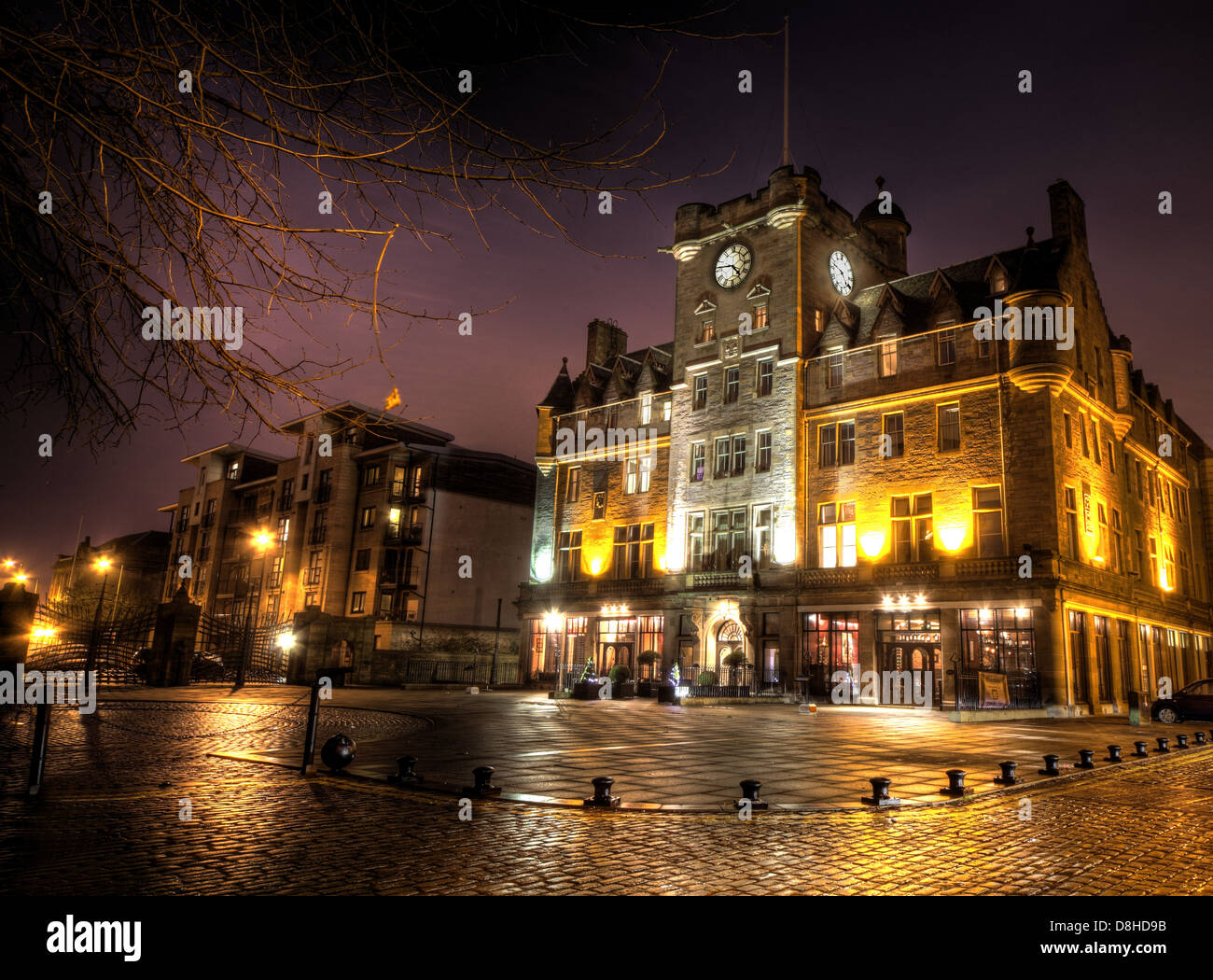 Das Malmaison Hotel in Leith in der Nacht @Hotpixuk Stockfoto