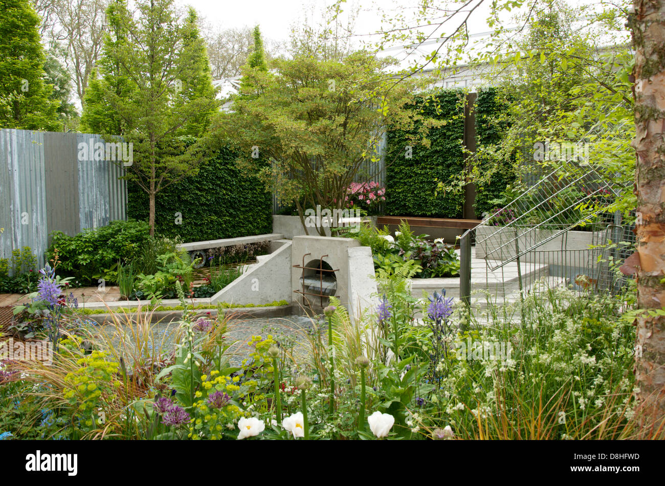 Mehrjährige Pflanzen in der Einöde Garten von RHS Chelsea Flower Show 2013 Stockfoto