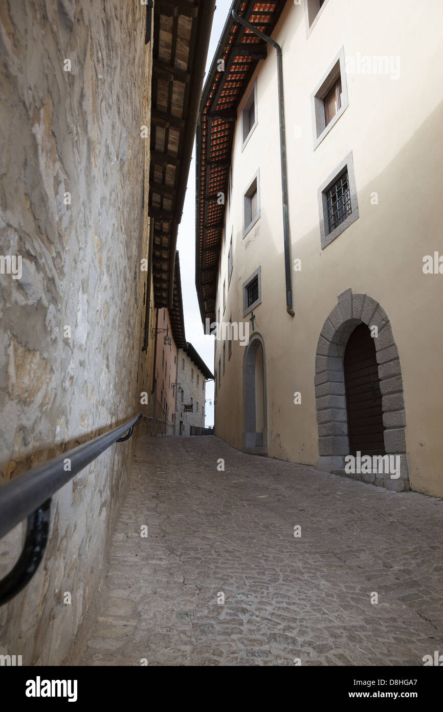 Blick auf die alte Stadt von Castelmonte Stockfoto