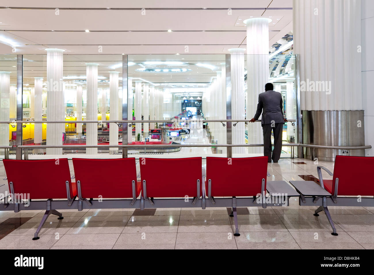 UAE, Vereinigte Arabische Emirate, Dubai, Dubai International Airport, Terminal 3, Ankunftshalle Stockfoto