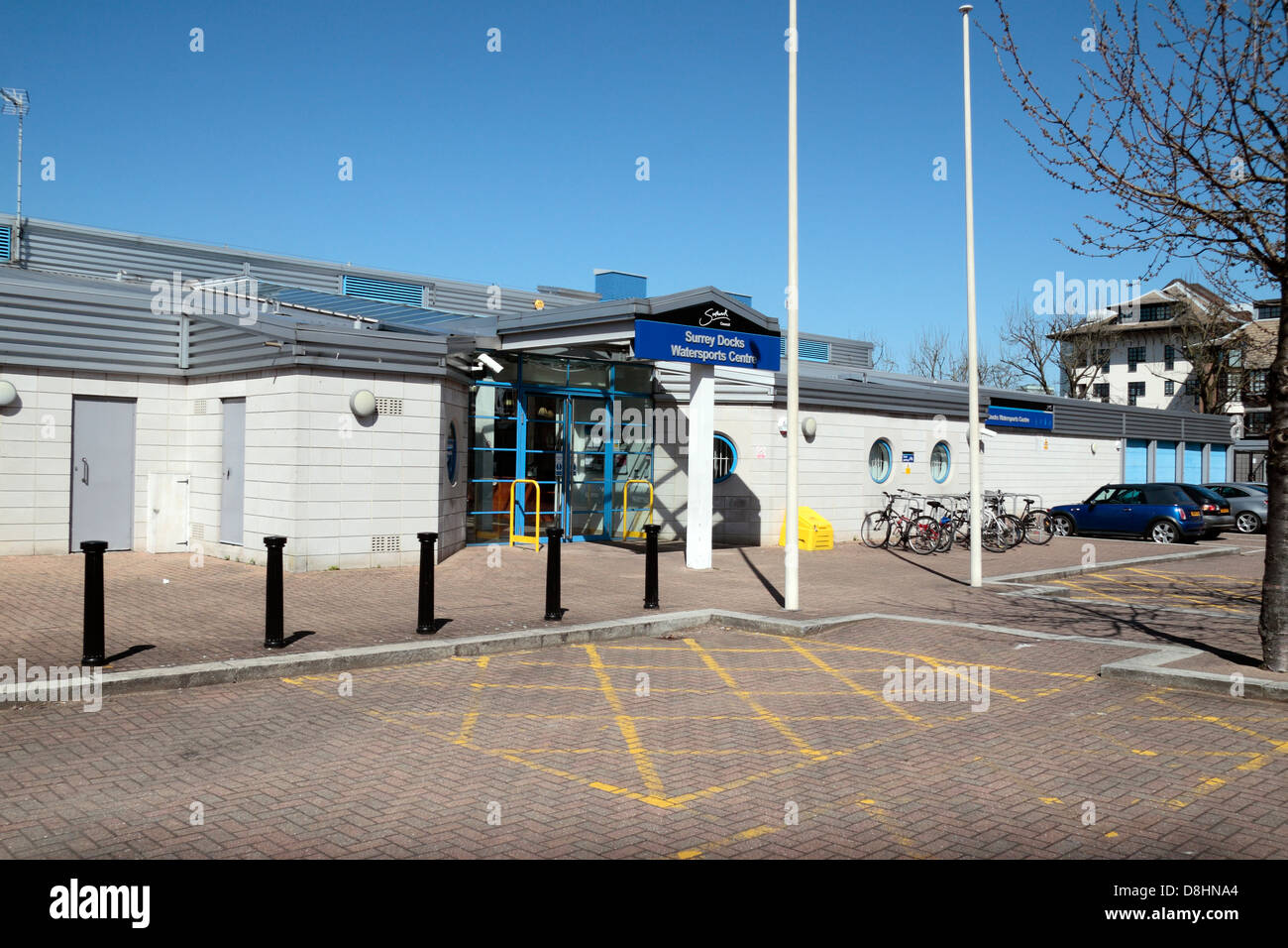 Entrnace an der Surrey Docks Wassersportzentrum, Seil Street, Rotherhithe, Bermondsey London, SE16, UK. Stockfoto