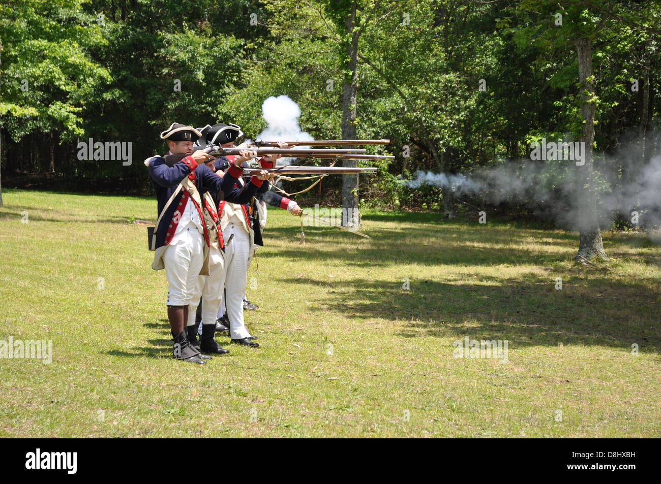 Eine Demonstration der amerikanischen Revolution Schusswaffen bei Reenactment bei Cowpens National Battlefield. Stockfoto