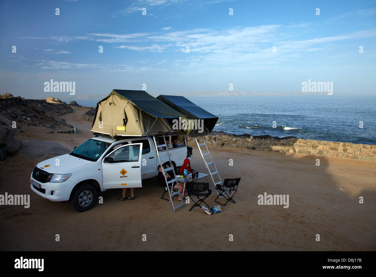 4 x 4 Camper, Shark Island Camp Site, Lüderitz, Südliches Namibia, Afrika Stockfoto
