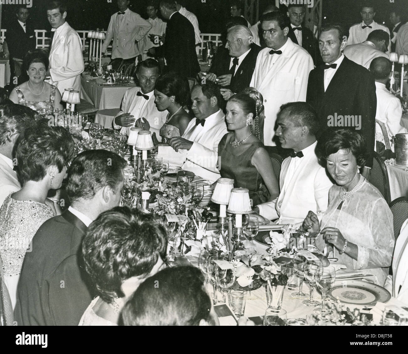 Prinzessin GRACE von MONACO (ehemalige Grace Kelly) bei einer Dinnerparty über 1965 Stockfoto