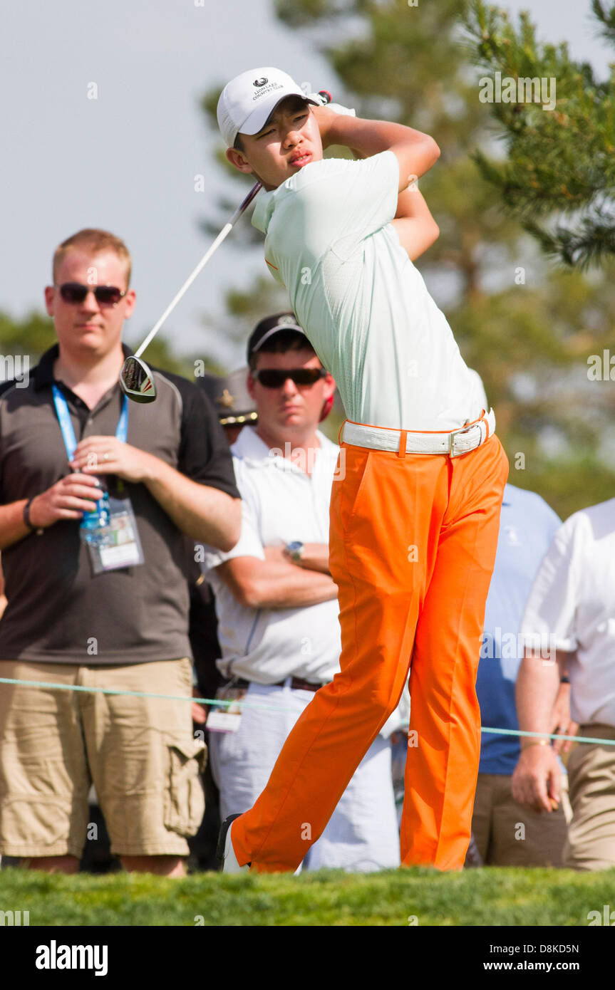 Dublin, Ohio, USA. 30. Mai 2013: Guan Tianlang in Aktion während der ersten Runde des The Memorial Tournament im Muirfield Village Golf Club in Dublin, Ohio Credit: Cal Sport Media/Alamy Live News Stockfoto