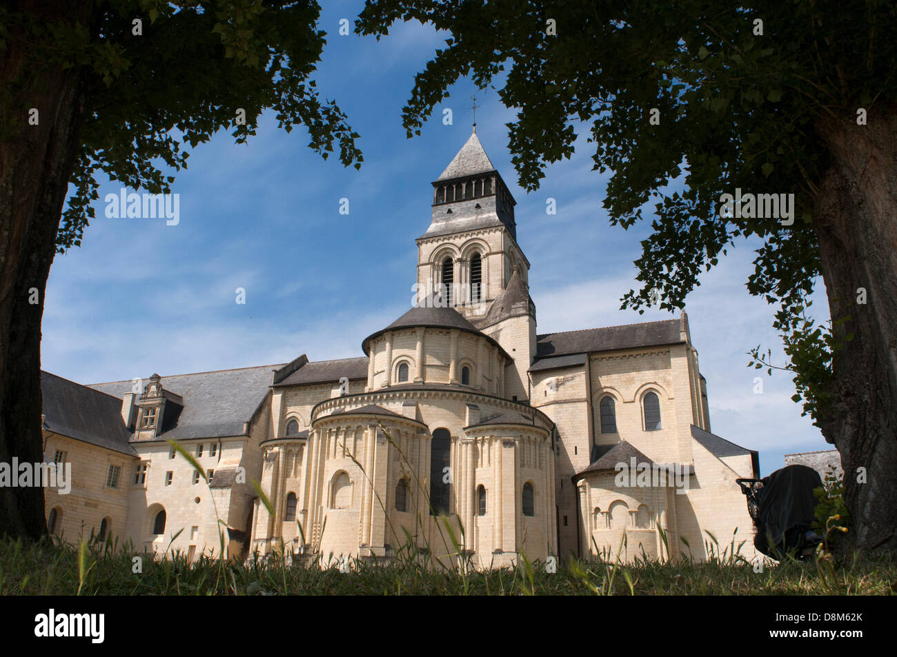 Cloister fontevraud abbey in loire Fotos und Bildmaterial in hoher