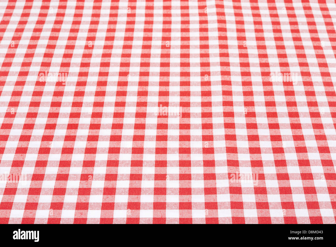 Rot-weiß karierte Tischdecke Textur Hintergrund in Sicht Stockfoto
