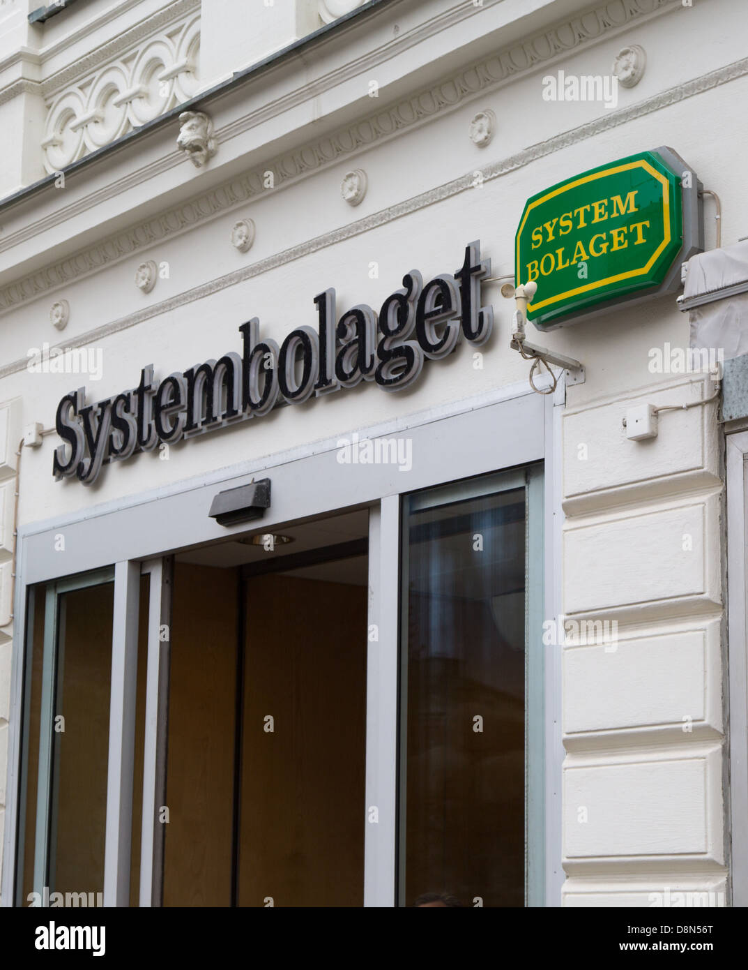 Systembolaget zu unterzeichnen, Schwedens staatliches Monopol Spirituosengeschäft. Stockfoto