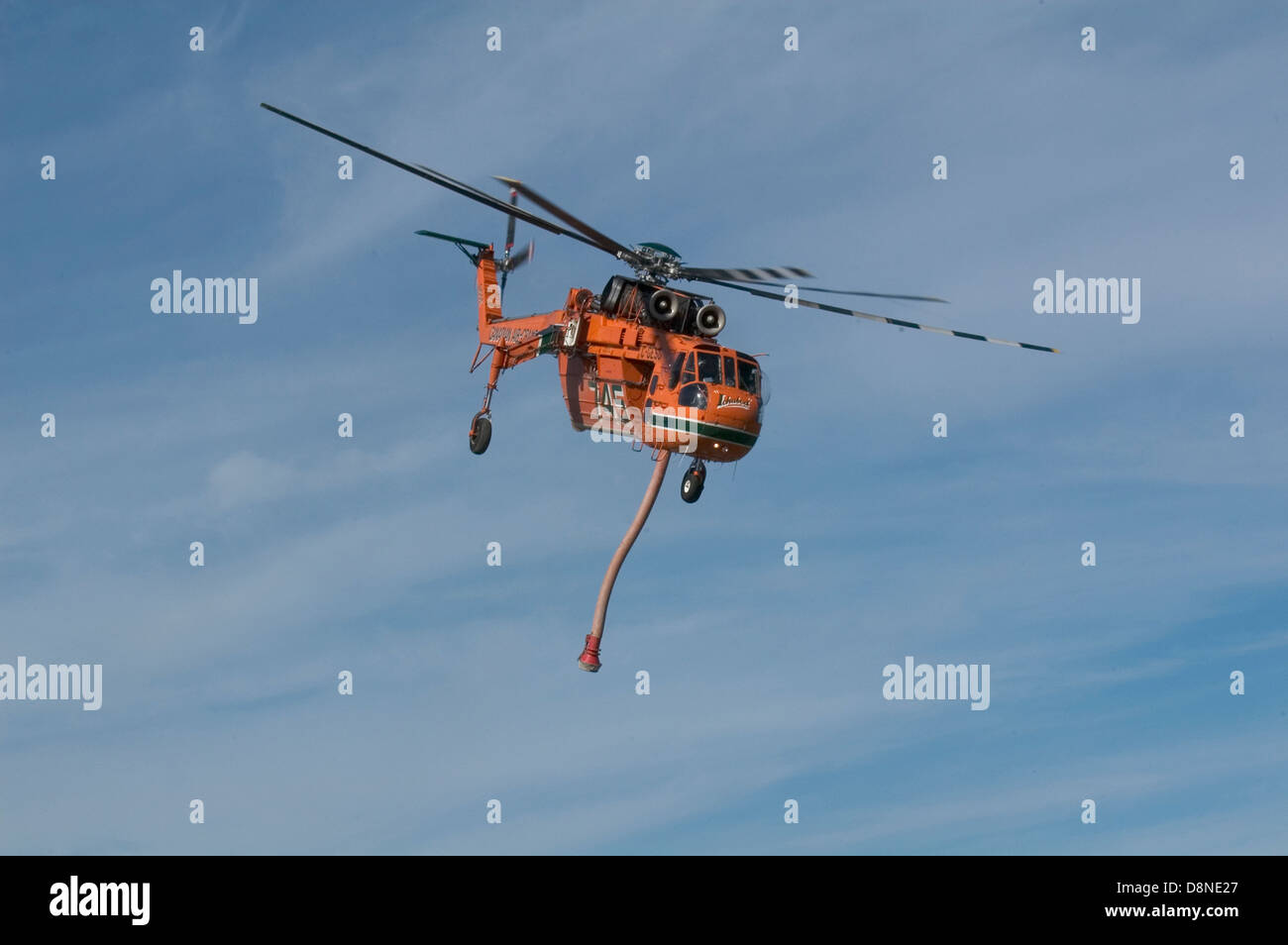 Canadian Air Crane Waldbrand Hubschrauber abheben, Comox, Vancouver Island, Kanada Stockfoto