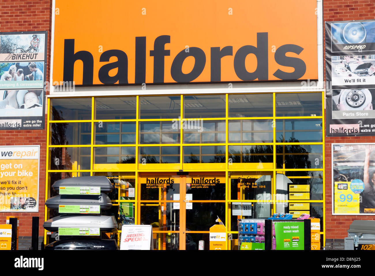 Halfords store, UK. Stockfoto