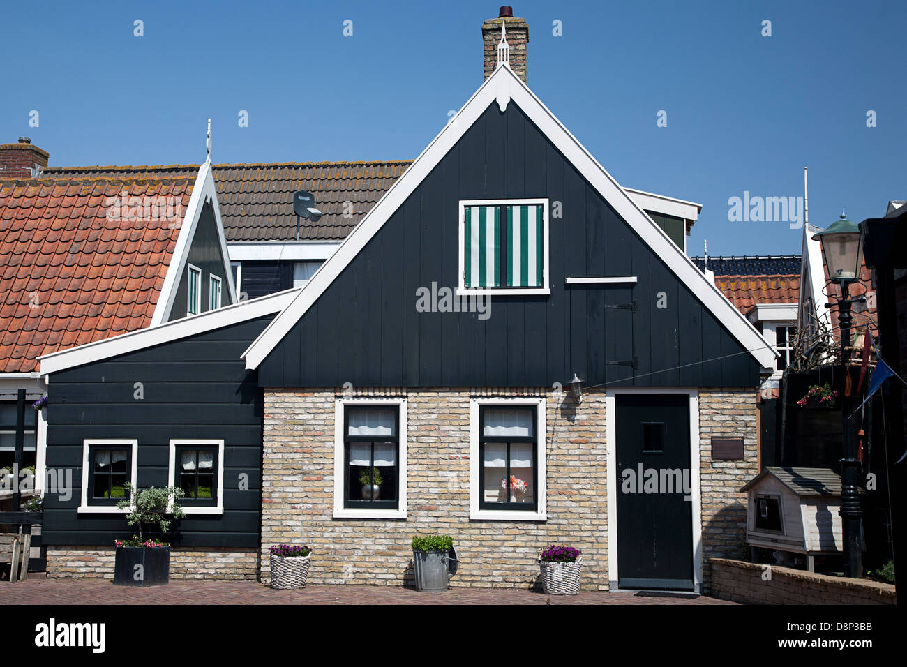 Typische Häuser von dem Fischerdorf Urk, Flevoland, Niederlande Stockfoto