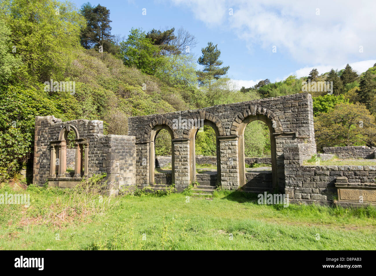 Die Ruinen der Errwood-Halle im Tal Goyt Derbyshire Stockfoto