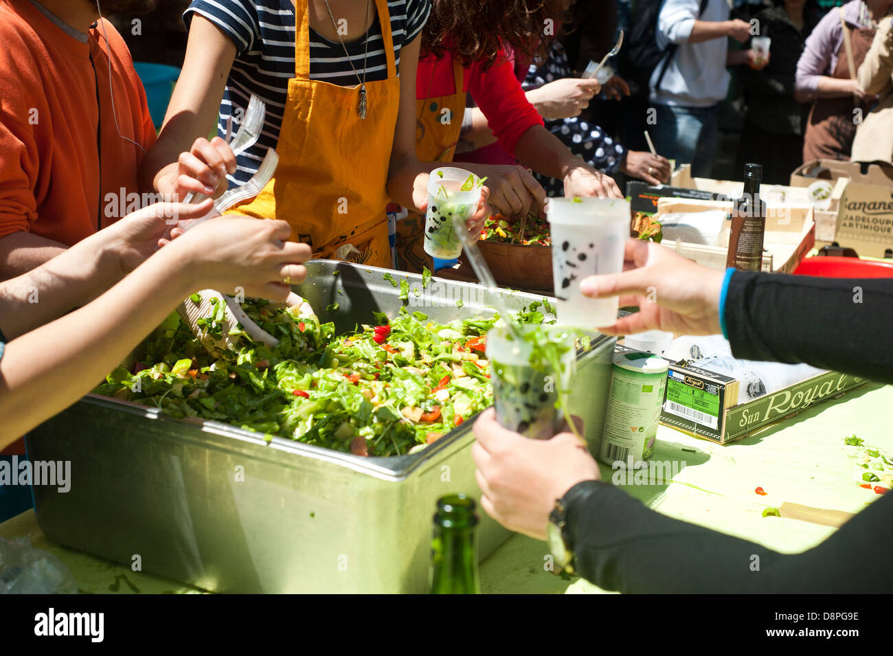 Paris, Frankreich - Förderung des Bewusstseins der Verschwendung von Lebensmitteln, die an der Lebensmittelkette auftritt. Stockfoto