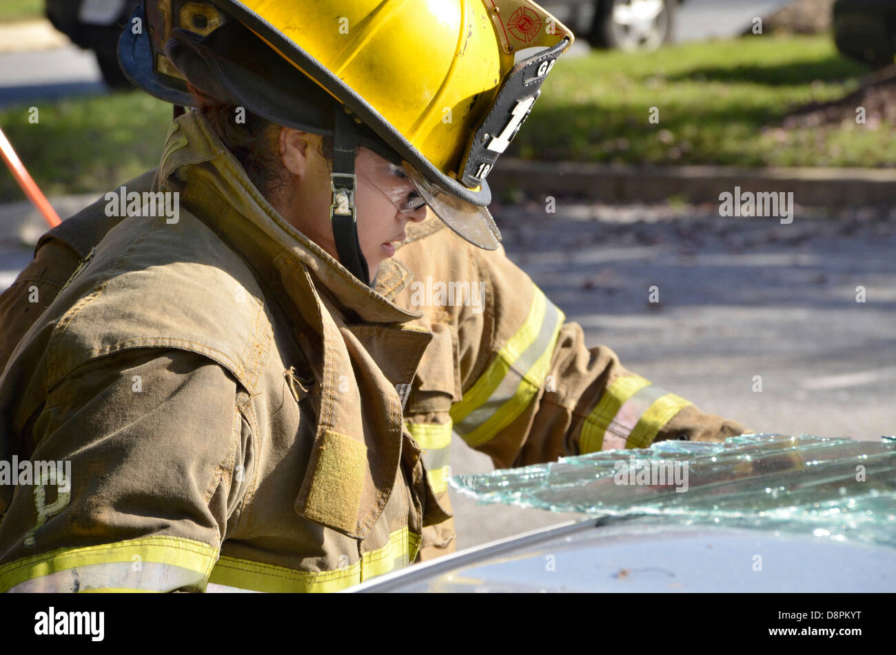 weibliche Feuerwehrmann Stockfoto