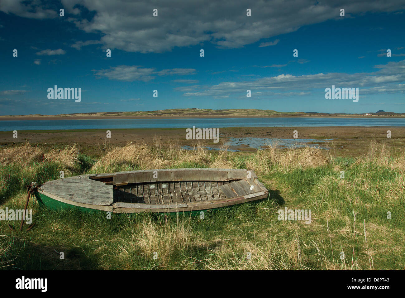 Holzboot auf hinter Bucht, hinter, East Lothian Stockfoto