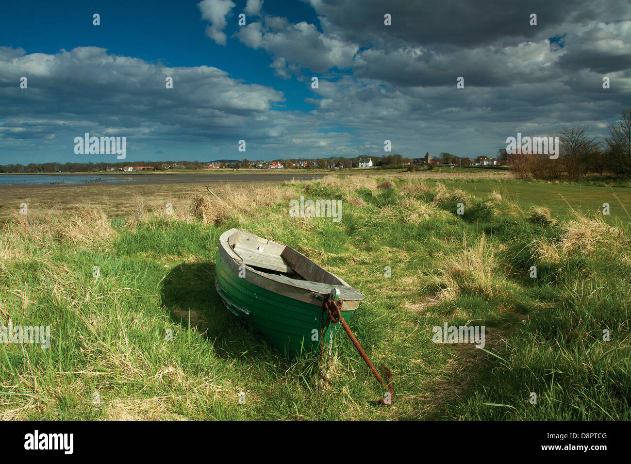 Holzboot auf hinter Bucht, hinter, East Lothian Stockfoto