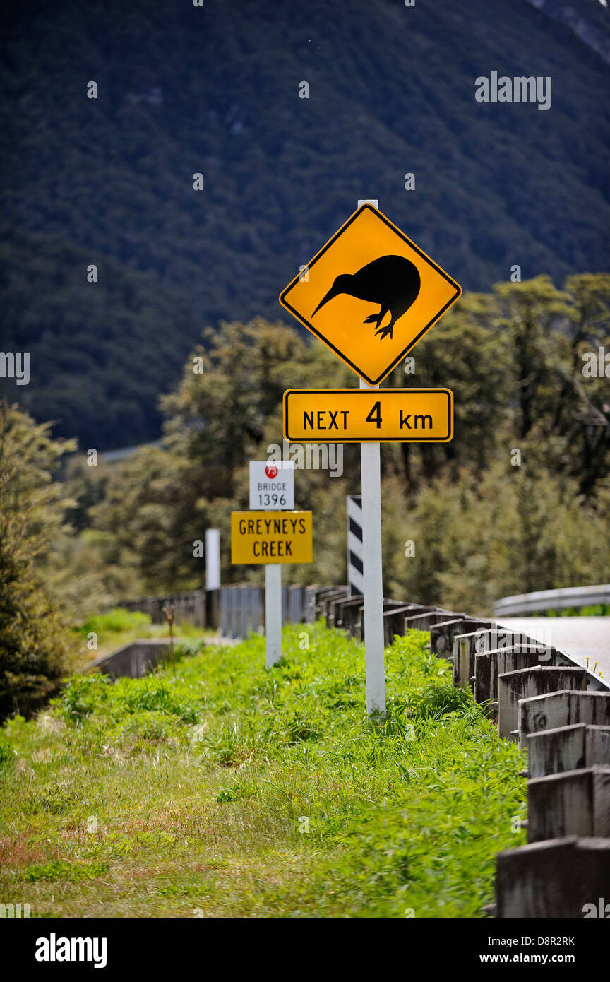 Kiwi-Vorsicht melden Sie unterwegs zum Arthurs Pass in Southern Alps Südinsel Neuseeland Stockfoto