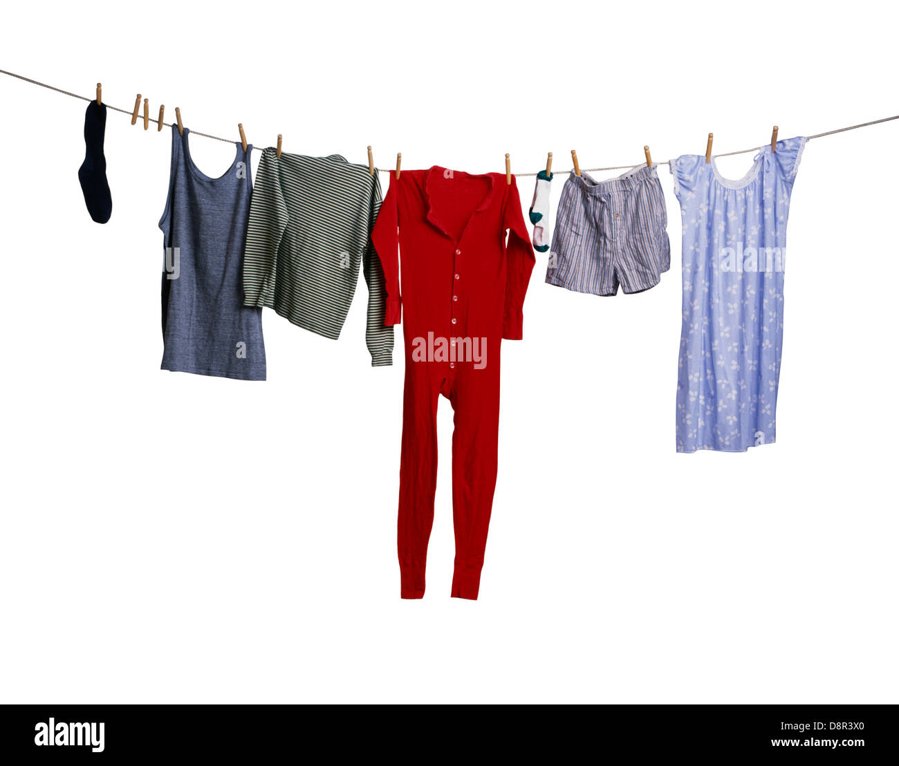 Kleidung hängen auf der Wäscheleine Stockfoto