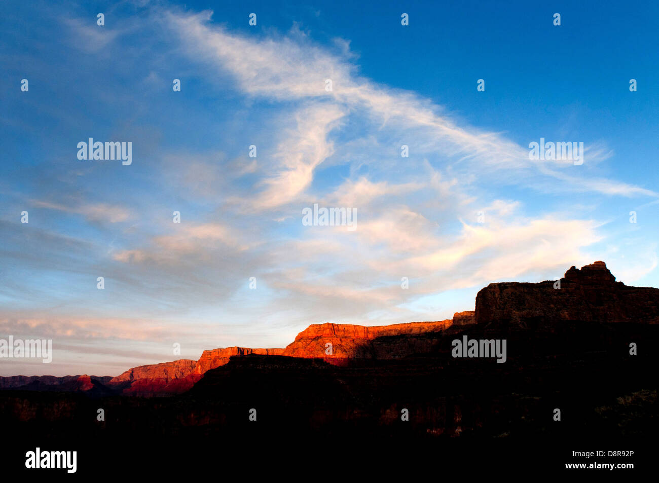 Den Sonnenuntergang über dem Grand Canyon. Stockfoto