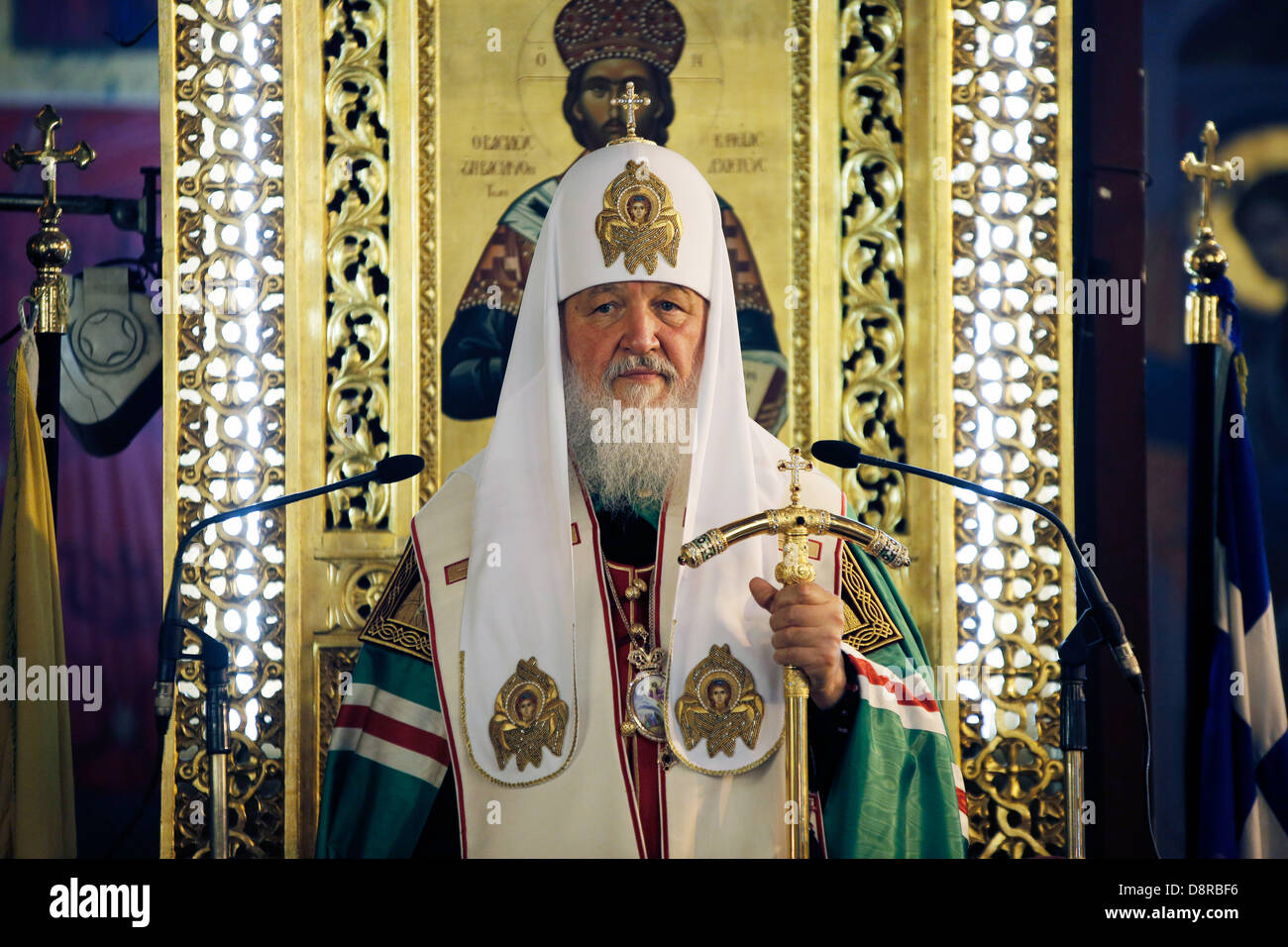 Thessaloniki, Griechenland. 3. Juni 2013. Liturgie in der Metropolitankirche St. Gregory Palamas in Thessaloniki, zu Ehren die Ankunft der Patriarch Kirill I. Patriarch von Moskau und alle Russland-Kirill, die ich in einem offiziellen Besuch in Thessaloniki angekommen. Thessaloniki, Griechenland am 3. Juni 2013 Credit: Konstantinos Tsakalidis/Alamy Live-Nachrichten Stockfoto