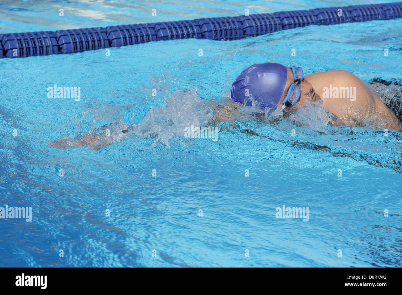 Mann Schwimmer kriechenden schwimmen sport Stockfoto