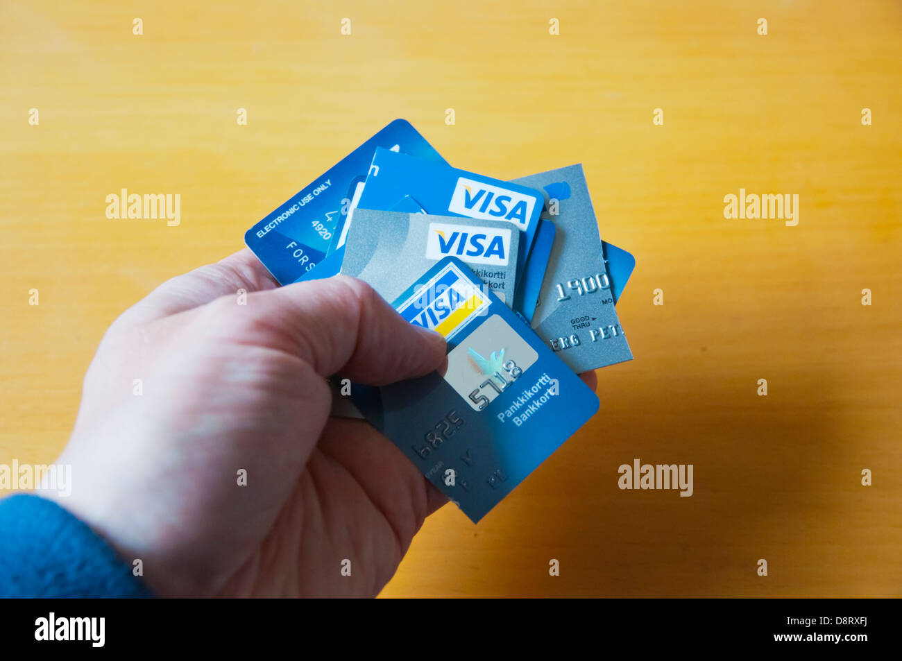 Ausrangierte zerschnittenen Debit- und Credt Karten Stockfoto