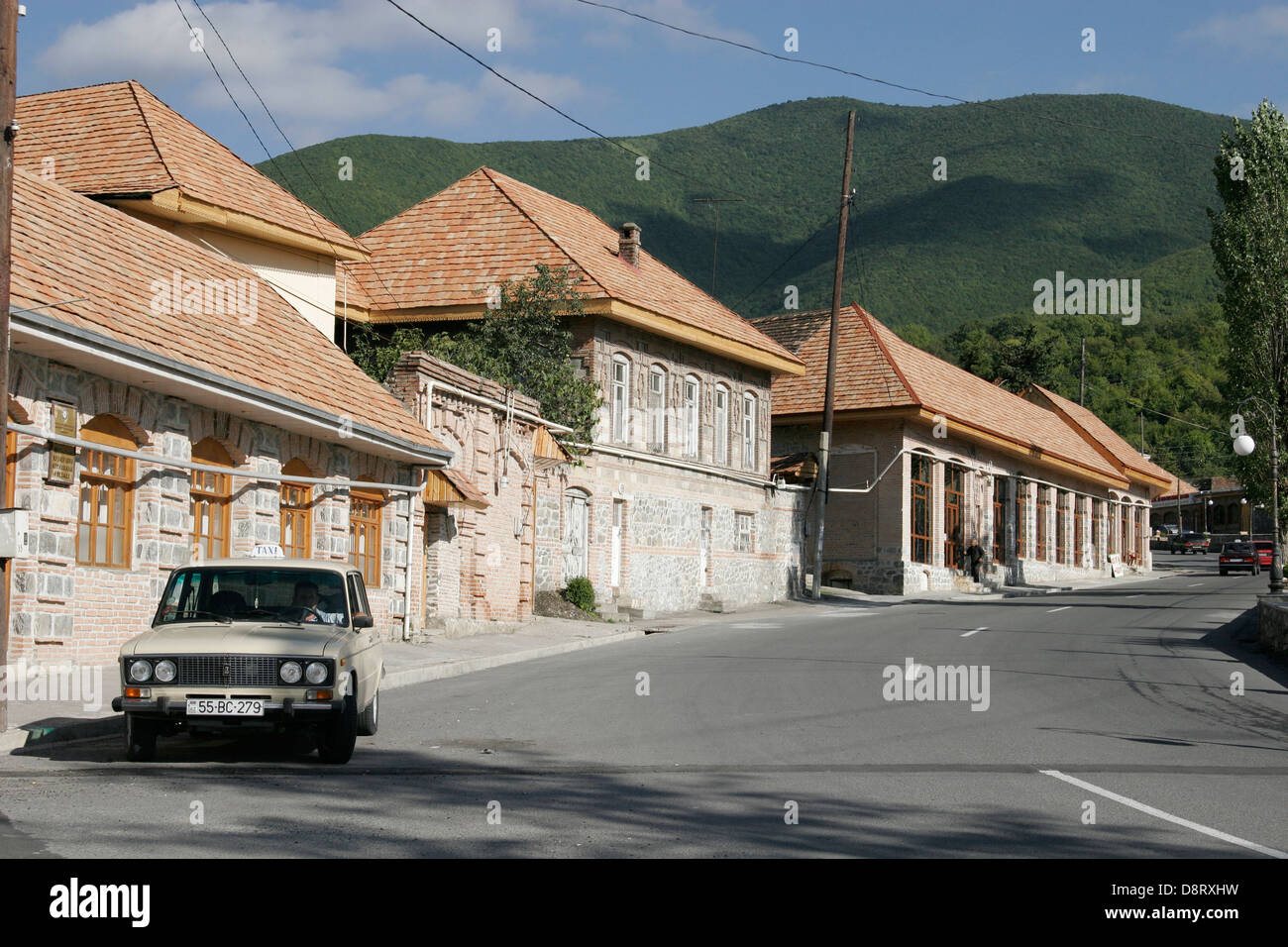 Russischen Lada Auto (Zhiguli) auf der Straße von Sheki, Aserbaidschan, Kaukasus-region Stockfoto
