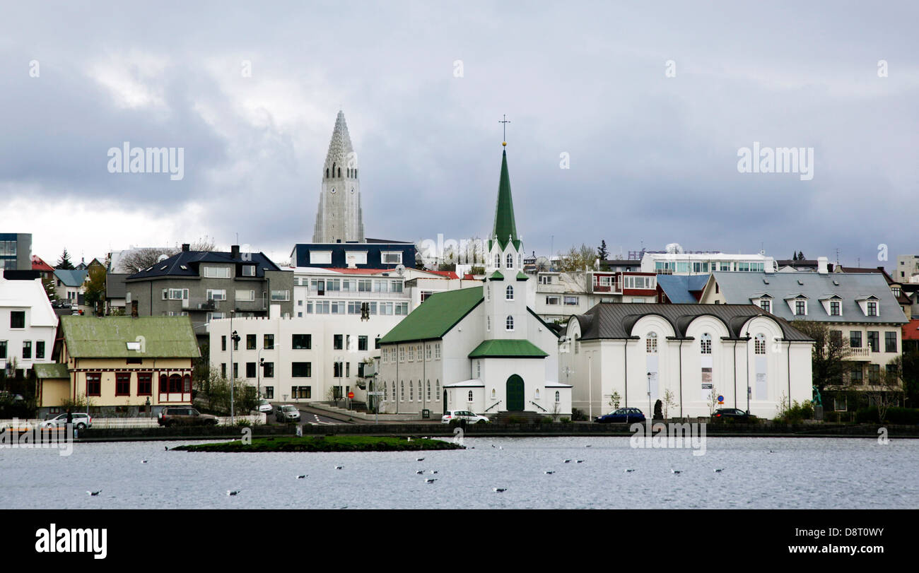 Blick über Tjörnin, Reykjavik, Island Stockfoto