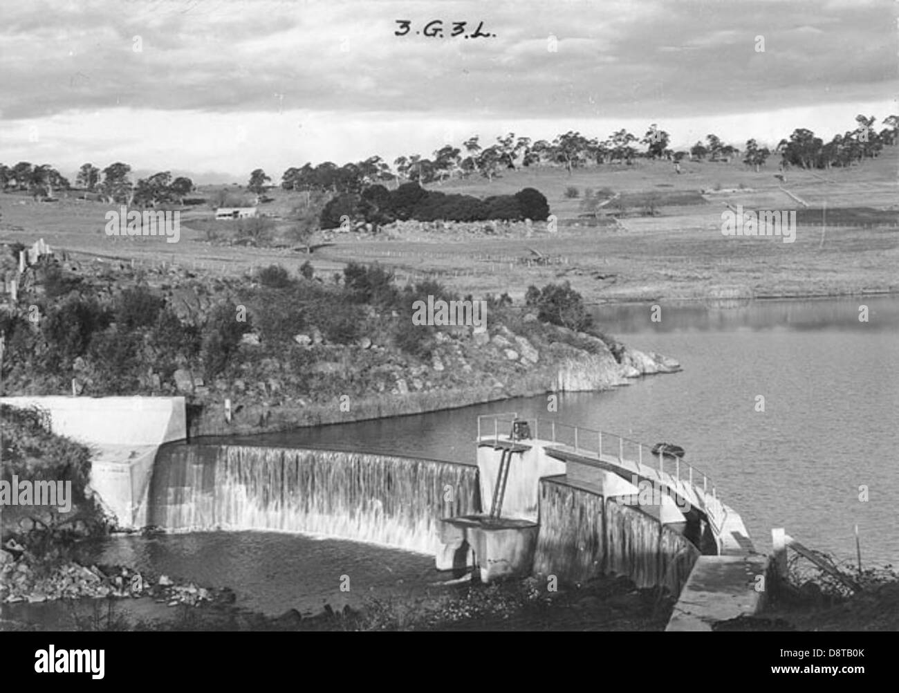 Adieu Fluss Weir Stockfoto