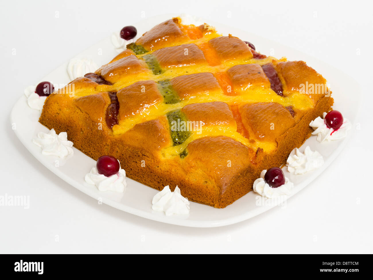 Kuchen mit Beeren Marmeladen Stockfoto