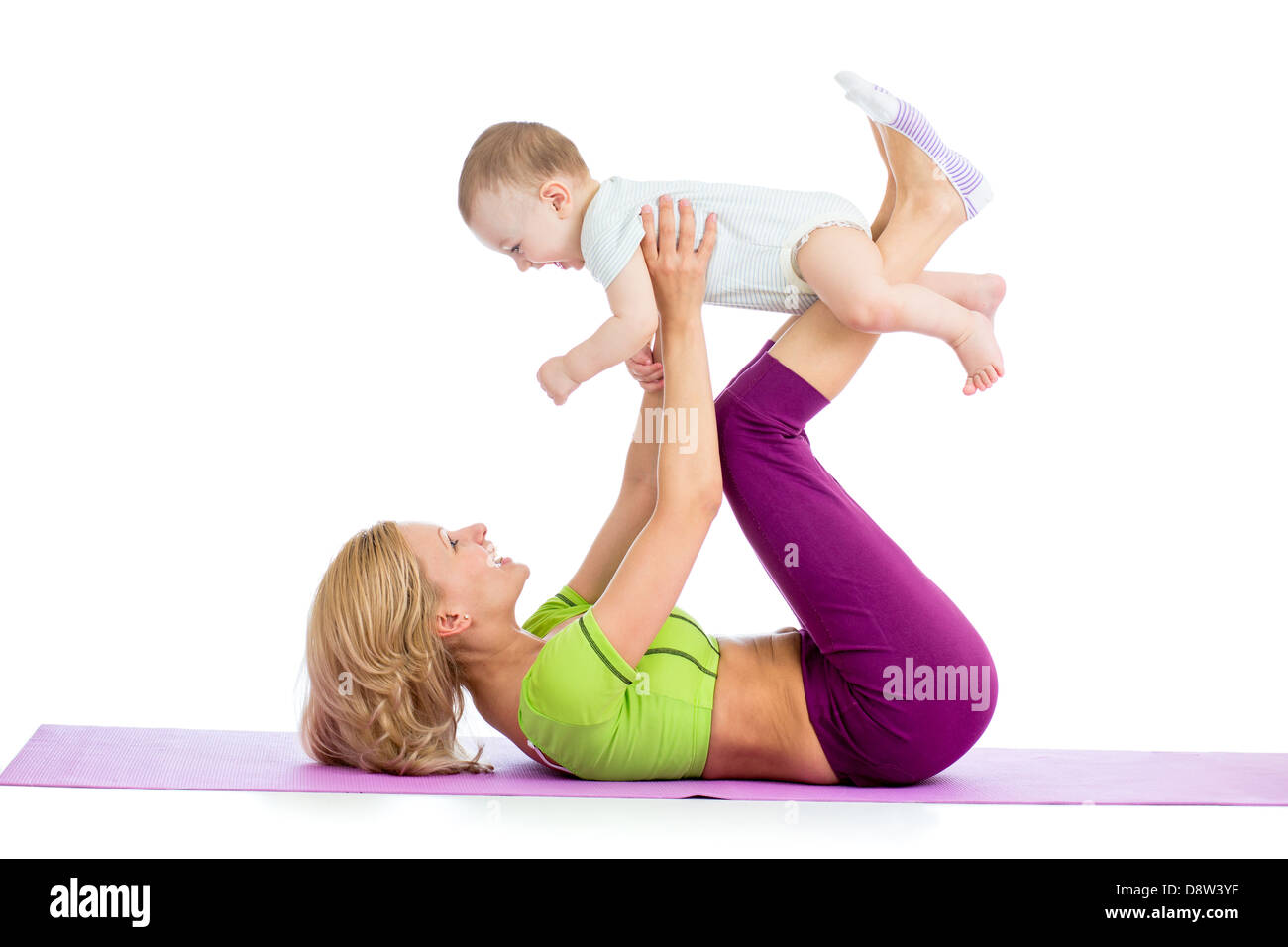 Mutter mit Baby Gymnastik und Fitness Übungen Stockfoto