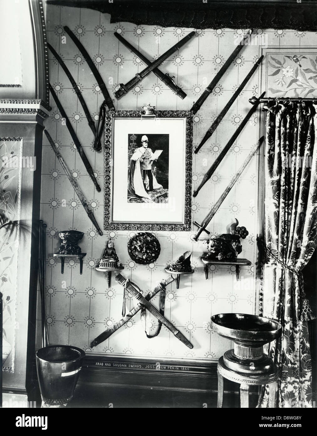 Cranbrook, ursprünglich eine private Residenz von 1859-1900 und später Residenz des Gouverneurs von NSW von 1900 bis 1917, ist heute Cranbrook School. Das Anwesen beherbergte verschiedene Waffensammlungen und spiegelt die wechselnde Geschichte von New South Wales wider. Stockfoto