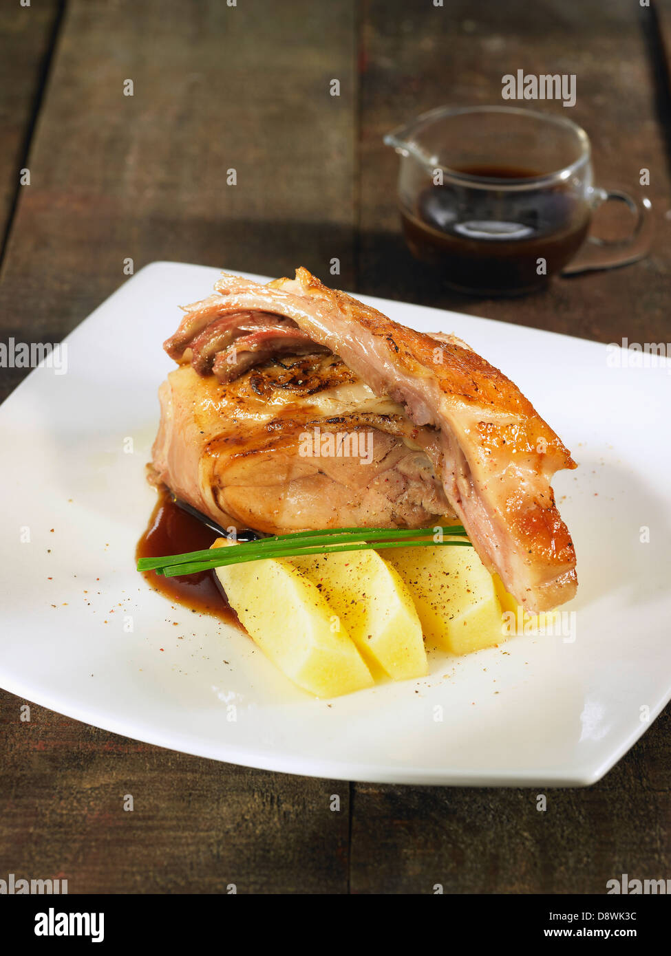 Spanferkel und apfel -Fotos und -Bildmaterial in hoher Auflösung – Alamy