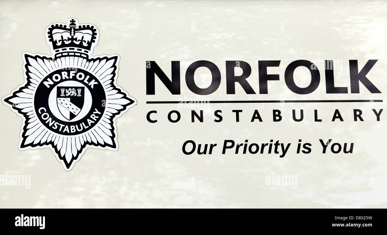 Norfolk Constabulary, Motto, unsere Priorität ist dir, Inschrift auf Polizei-Fahrzeug-Fahrzeuge Stockfoto