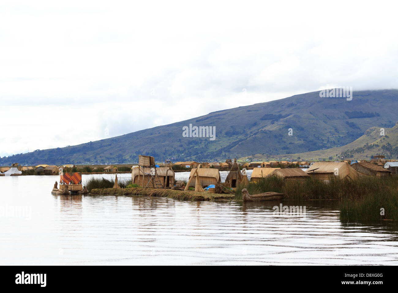 Peru titicaca see inseln -Fotos und -Bildmaterial in hoher Auflösung ...
