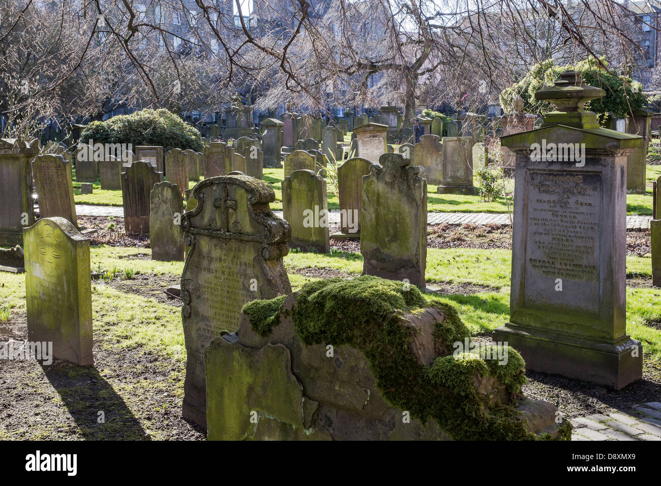 altes Grab Grabstein Stein Friedhof Beerdigung plot uk Stockfoto