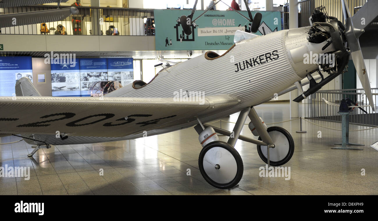 Junkers A50 war eine deutsche Sportflugzeug der 1930er Jahre, auch genannt der A50 Junior. A50ci D-2054 im Deutschen Museum München. Stockfoto