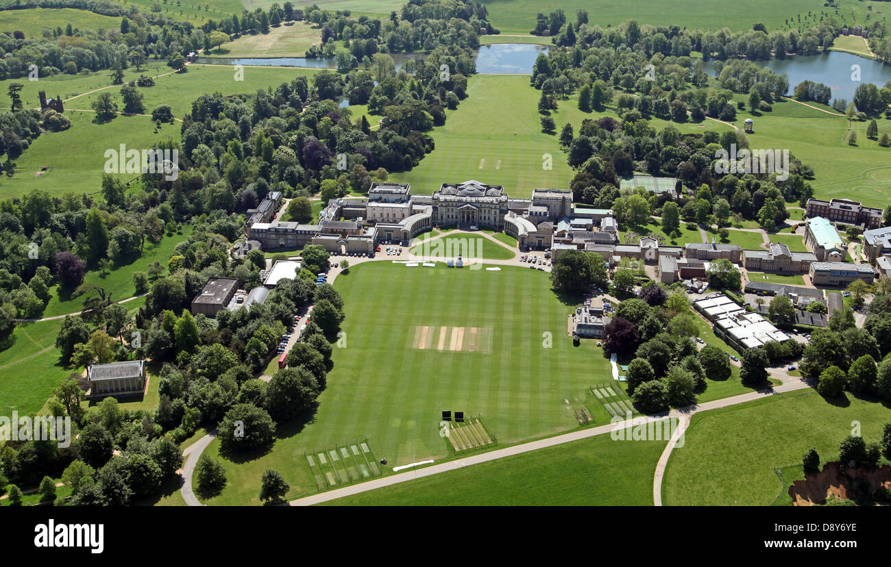 Luftaufnahme von Stowe School in Buckinghamshire Stockfoto