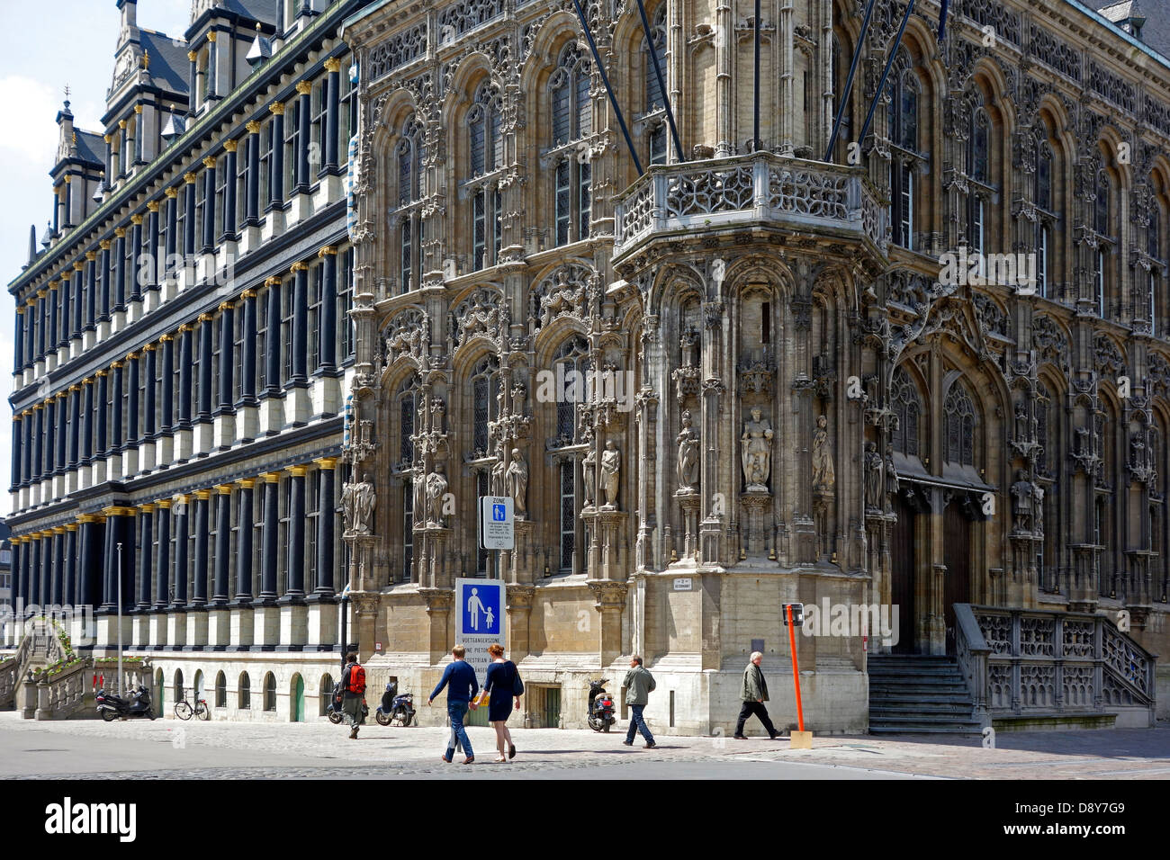 Rathausfassade in gent -Fotos und -Bildmaterial in hoher Auflösung – Alamy
