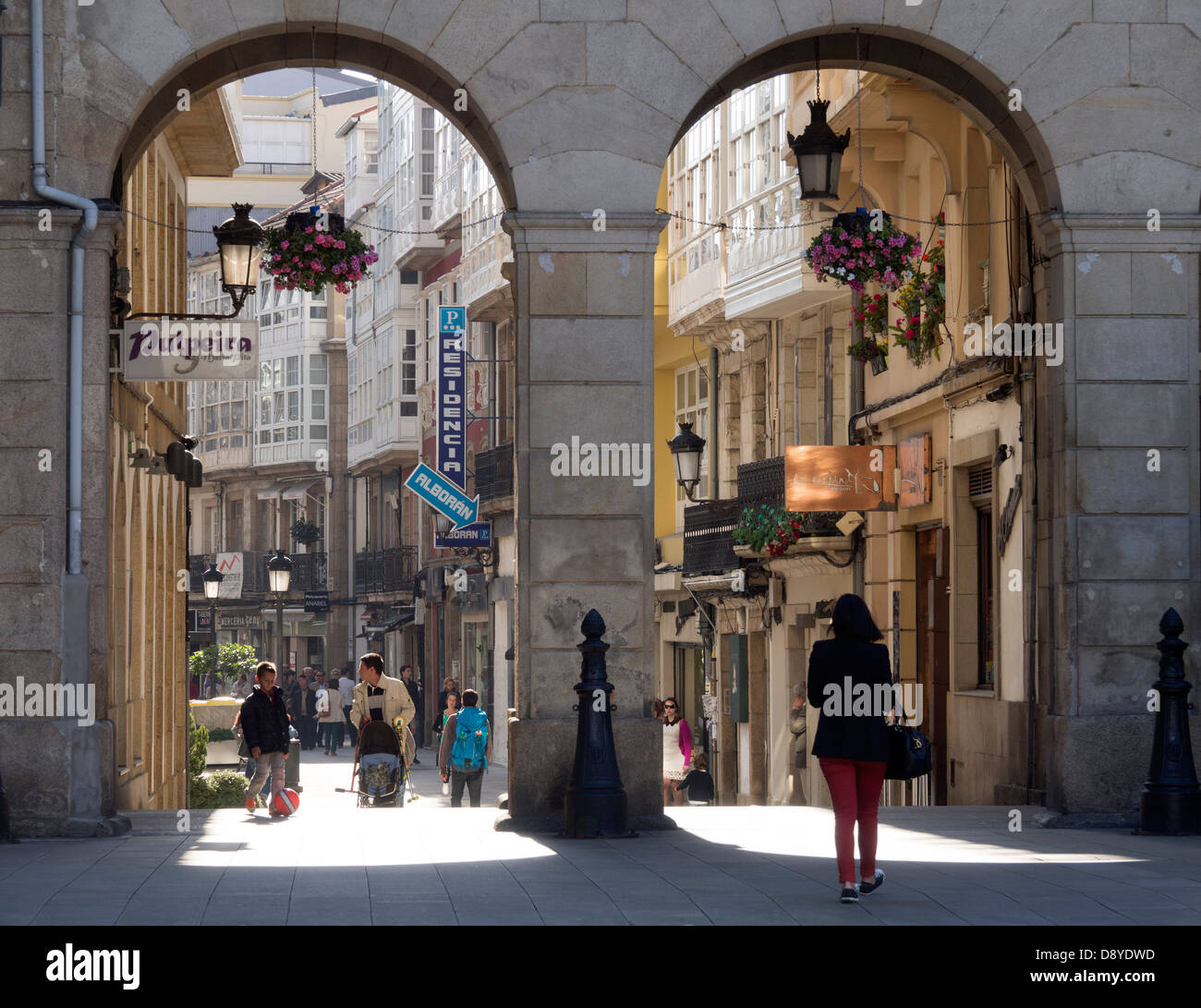 Seitenstraßen am Plaza de María Pita, La Coruña, Galicien, Spanien, Europa Stockfoto
