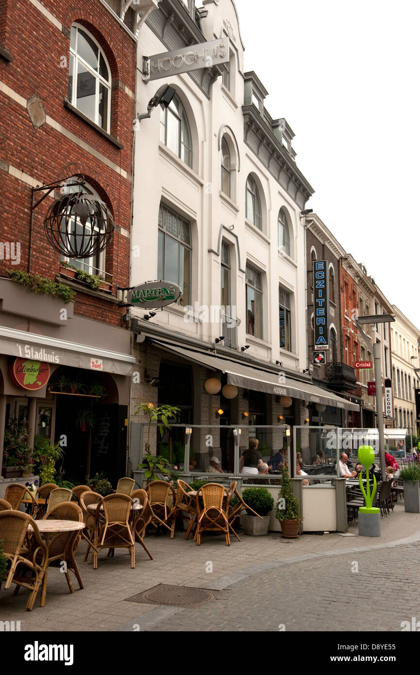 Straße Cafe Hasselt Belgien Europa EU Stockfoto