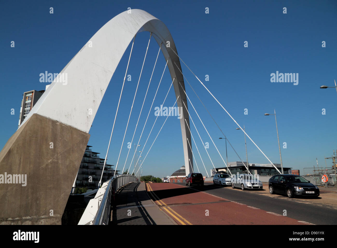 Clyde Arc, Glasgow, zuzukneifen Brücke Stockfoto