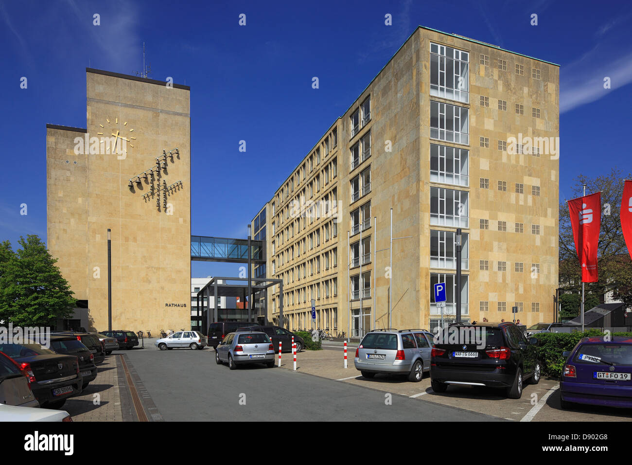 Rathaus Auf Dem Konrad-Adenauer-Platz in Gütersloh, Ostwestfalen-Lippe, Nordrhein-Westfalen Stockfoto